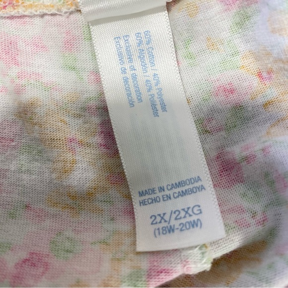 VINTAGE CELESTIAL DREAMS Floral Pajama Set - Picture 7 of 7